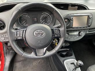 Toyota Yaris 1.5 Hybrid 5drs picture 36