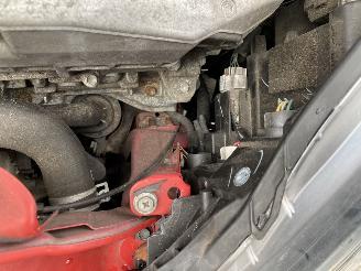 Toyota Yaris 1.5 Hybrid 5drs picture 41