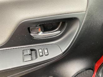 Toyota Yaris 1.5 Hybrid 5drs picture 38