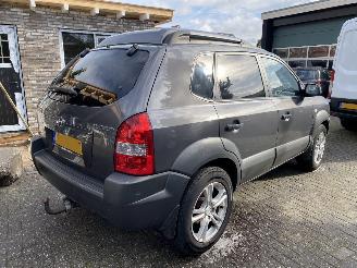 Hyundai Tucson 2.0i Dynamic version Van/Grijs kenteken picture 8