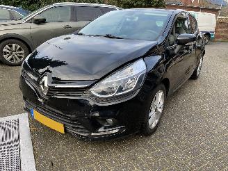Renault Clio 0.9 TCe Limited picture 3
