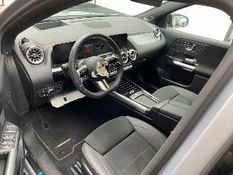 Mercedes EQA 250+ AMG Line Pano Limited 71 KWh picture 5