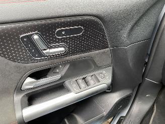 Mercedes EQA 250+ AMG Line Pano Limited 71 KWh picture 9