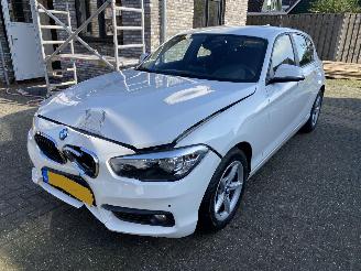 BMW 1-serie 118i 5drs picture 18