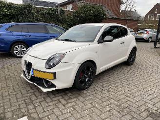 skadebil auto Alfa Romeo MiTo Auto is gereserveerd 0.9 TwinAir Eco Super 71485km Vaste Prijs. 2017/3