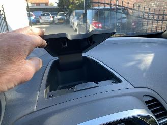 Renault Captur Version-S 1.3 150PK 4cil picture 32