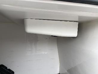 Peugeot Expert Carrier Koeling 1.5 BlueHDi 100 Standard Pro met motorschade picture 26