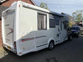 Challenger  Challeger Mageo 118EB/119 Queensbed en hefbed picture 3