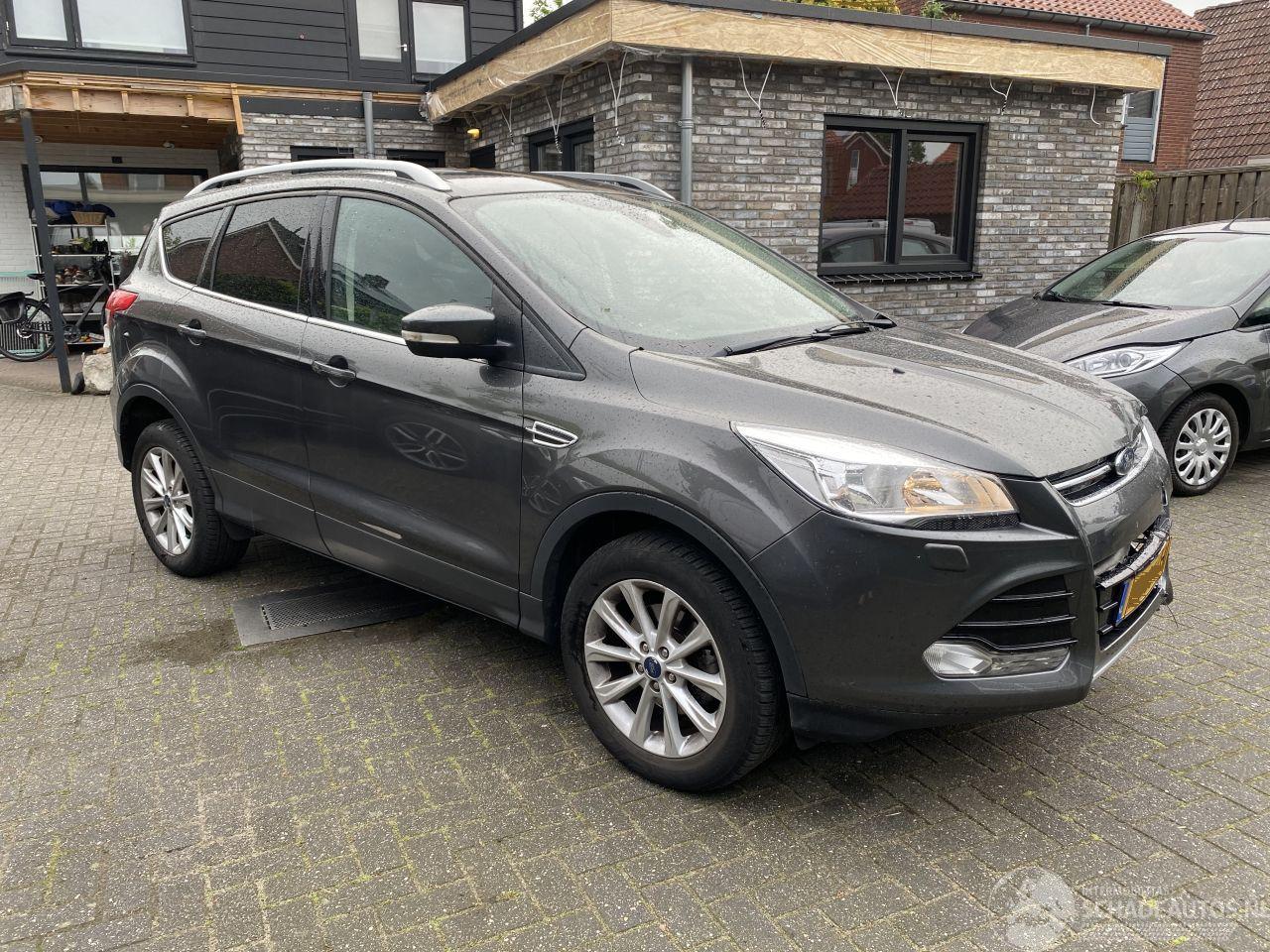 Ford Kuga 1.5 titanium