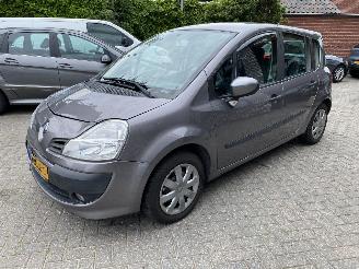 Voiture accidenté Renault Modus Automaat 1.6 82KW KORTE PRIJS. 2010/1