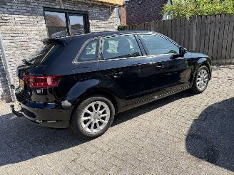 Audi A3 Automaat SPORTBACK 1.2 TFSI Attraction 5drs vaste prijs picture 4