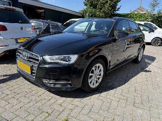 škoda osobní automobily Audi A3 Automaat SPORTBACK 1.2 TFSI Attraction 5drs 2014/4