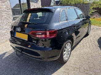 skadebil auto Audi A3 Automaat SPORTBACK 1.2 TFSI Attraction 5drs vaste prijs 2014/4