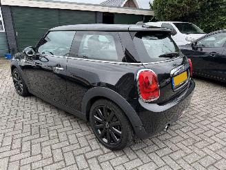 Mini Cooper Automaat 1.5 Chilli/Mary-Lebone Vaste prijs picture 5