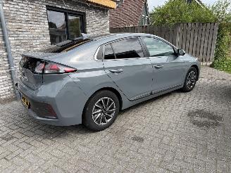 krockskadad bil auto Hyundai Ioniq Premium EV 38 KWh 2021/10