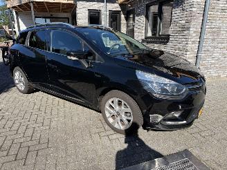 Renault Clio Limited 0.9 TCe station picture 29