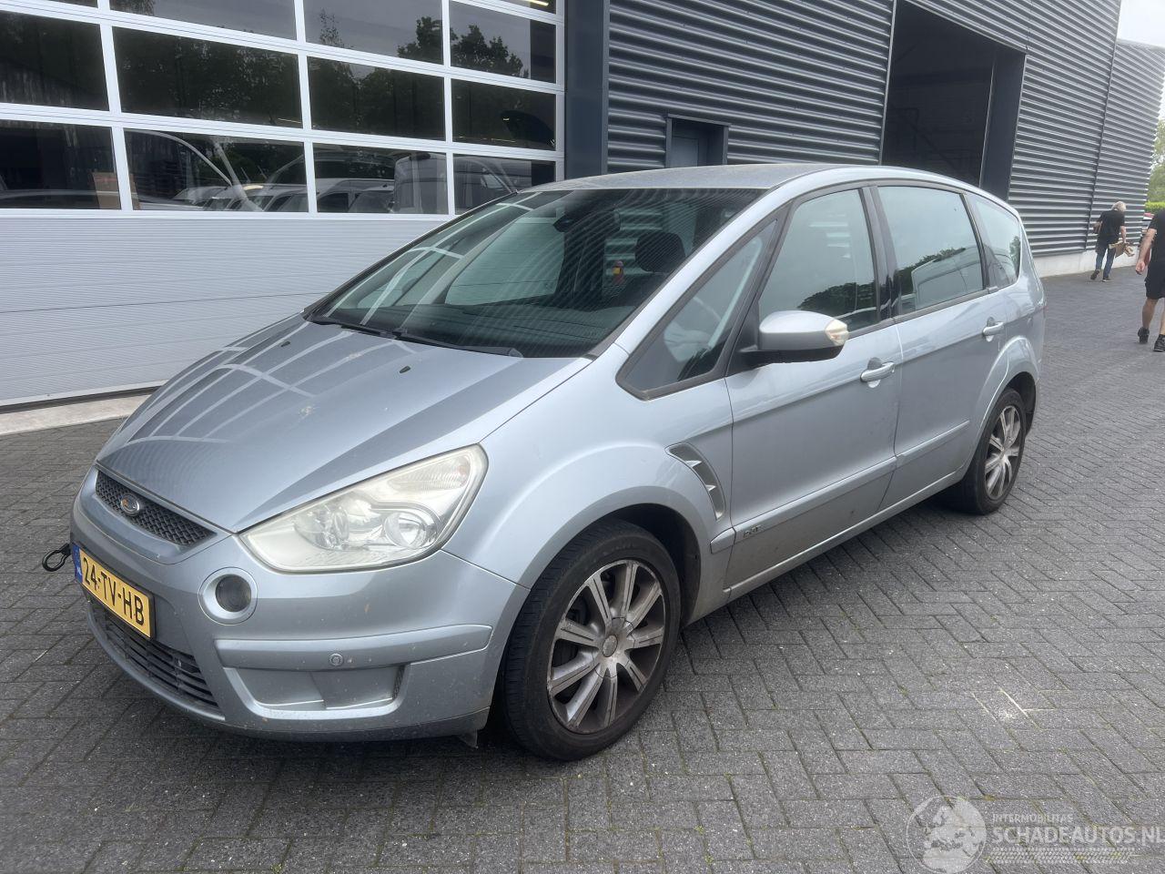 Ford S-Max 2.5 Turbo / 7 persoons