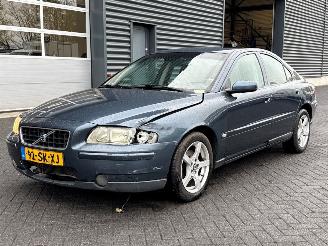 škoda osobní automobily Volvo S-60 2.4 20V 140 Sedan 4Dr Benzine 2 435cc 103kW (140pk) FWD 2006/2