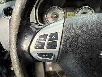 Mitsubishi Colt 1.1 12V Hatchback  Benzine 1.124cc 55kW (75pk) FWD picture 15