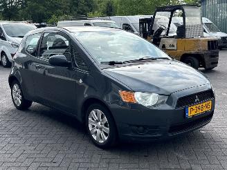 Mitsubishi Colt 1.1 12V Hatchback  Benzine 1.124cc 55kW (75pk) FWD picture 7