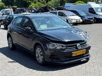 Voiture accidenté Volkswagen Polo 1.0 TSI 12V Hatchback 4Dr Benzine 999cc 70kW (95pk) FWD 2019/12