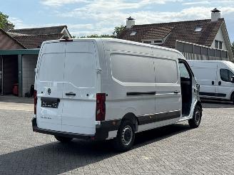 Renault Master nieuw bpm vrij! 131PK L3H2 2025 model LED CarPlay Airco Cruise Park picture 5