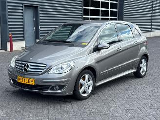 Coche accidentado Mercedes B-klasse 2.0 B-200 CDI 16V Hatchback  Diesel 1.991cc 103kW (140pk) FWD 2006/1