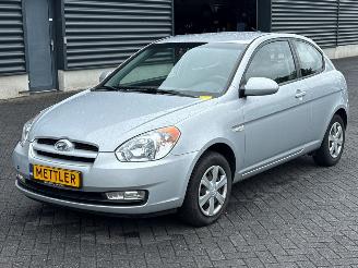 škoda osobní automobily Hyundai Accent 1.4i 16V Hatchback  Benzine 1.399cc 71kW (97pk) FWD 2009/5