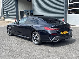 BMW 8-serie M850 CARBON ZWART 390 kW (530 PK) 4.395 cc PANORAMADAK SOFTCLOSE picture 3