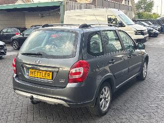 Lada Kalina 1.6 Hatchback  Benzine 1.597cc 72kW (98pk) FWD picture 5