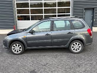 Lada Kalina 1.6 Hatchback  Benzine 1.597cc 72kW (98pk) FWD picture 2