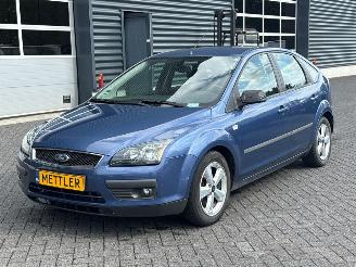  Ford Focus 1.6 16V Hatchback  Benzine 1.596cc 74kW (101pk) FWD airco 2005/3