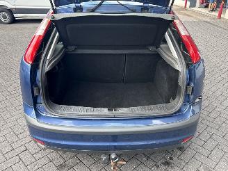 Ford Focus 1.6 16V Hatchback  Benzine 1.596cc 74kW (101pk) FWD airco picture 9