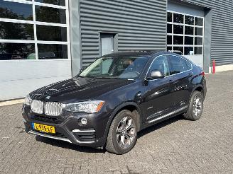 Damaged car BMW X4 xDrive35i 3.0 24V SUV  Benzine 2.979cc 225kW (306pk) 4x4 2014/8