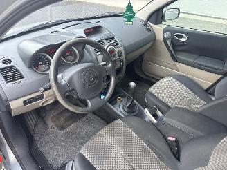 Renault Mégane 1.6 16V Combi/o 4Dr Benzine 1.598cc 83kW (113pk) FWD picture 11
