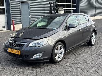 škoda osobní automobily Opel Astra 1.4 Turbo 16V Hatchback 4Dr Benzine 1.364cc 88kW (120pk) FWD 2011/11