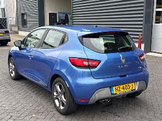 uszkodzony samochody osobowe Renault Clio 0.9 Energy TCE 90 12V Hatchback 4Dr Benzine 898cc 66kW (90pk) FWD 2016/1