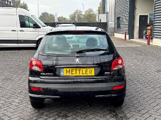 Peugeot 206+ 1.4 XS Hatchback  Benzine 1.360cc 54kW (73pk) FWD picture 4
