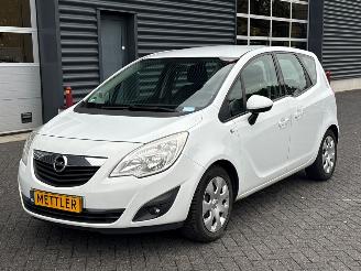 skadebil auto Opel Meriva 1.4 Turbo 16V ecoFLEX MPV  Benzine 1.364cc 88kW (120pk) FWD 2012/12
