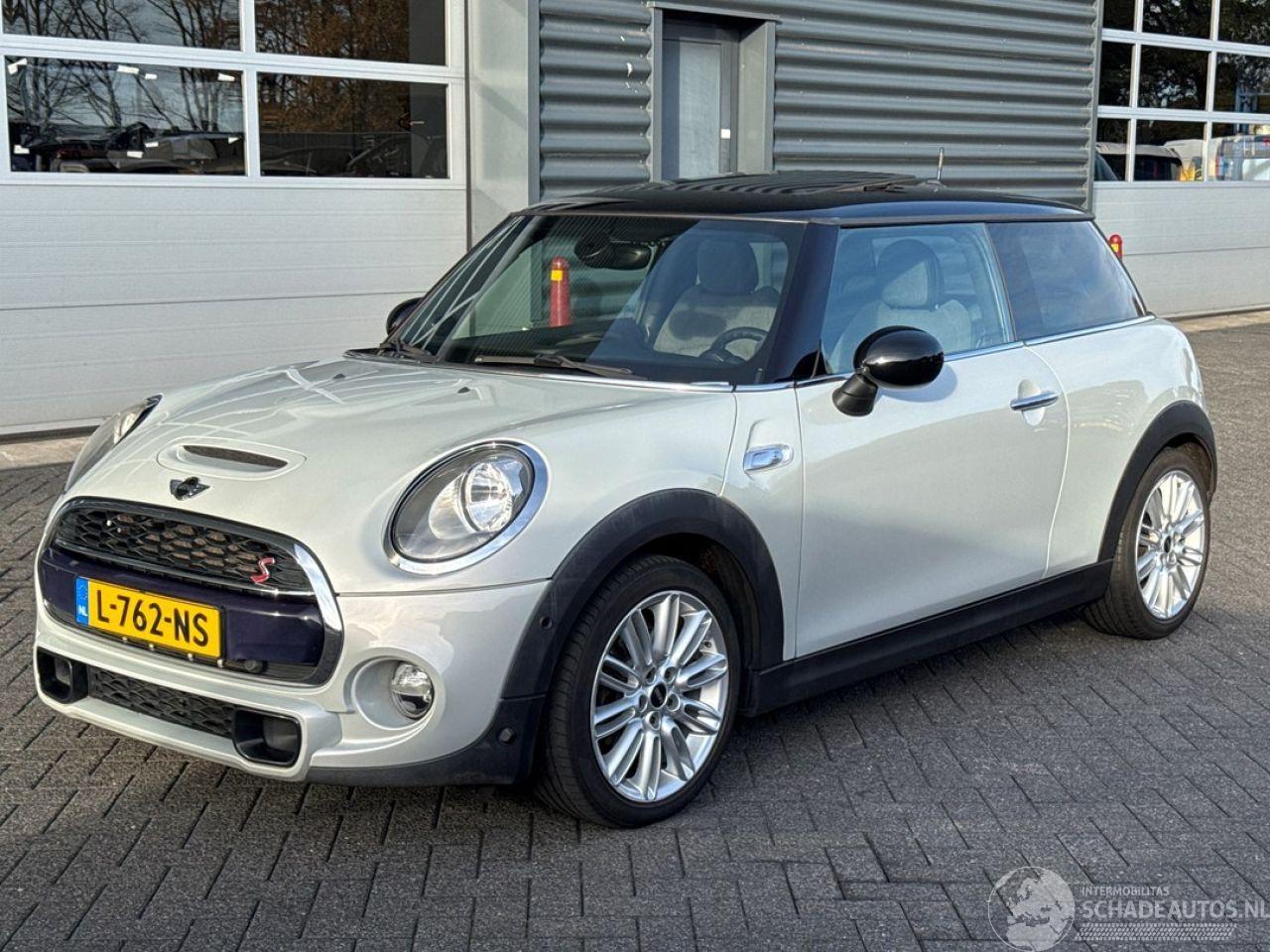 Mini Cooper S 2.0 16V Cooper S Hatchback 2Dr Benzine 1.998cc 141kW (192pk) FWD