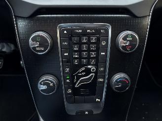 Volvo V-40 2.0 D2 16V Hatchback 4Dr Diesel 1.969cc 88kW (120pk) FWD picture 14