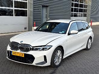 Auto incidentate BMW 3-serie 320i 2.0 TwinPower Turbo 16V Combi/o  Benzine 1.998cc 135kW (184pk) RWD 2024/12