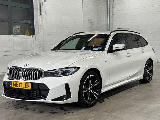 Coche accidentado BMW 3-serie 320i 2.0 TwinPower Turbo 16V Combi/o  Benzine 1.998cc 135kW (184pk) RWD 2024/12