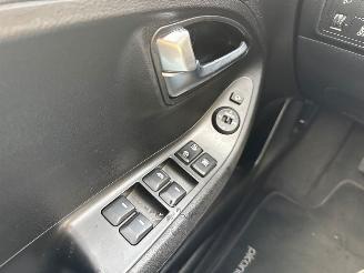 Kia Picanto 1.0 12V Hatchback  Benzine 998cc 51kW (69pk) FWD picture 15