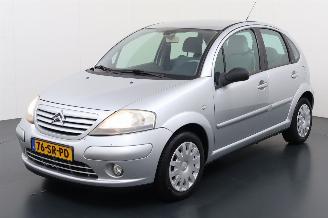 skadebil auto Citroën C3 1.4 Hatchback 4Dr Benzine 1.360cc 54kW (73pk) FWD 2003/6