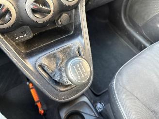 Hyundai I-10 1.0i 12V Hatchback  Benzine 998cc 51kW (69pk) FWD picture 17