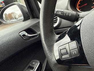 Opel Corsa 1.2 16V LPG Hatchback   1.229cc 63kW (86pk) FWD picture 18