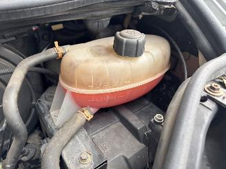 Renault Trafic 1.9 dCi 100 16V Bestel  Diesel 1.870cc 74kW (101pk) FWD picture 25