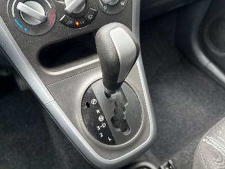 Opel Agila 1.2 16V MPV  Benzine 1.242cc 69kW (94pk) FWD picture 17