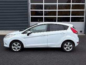 Ford Focus 1.4 16V Hatchback  Benzine 1.388cc 71kW (97pk) FWD picture 2